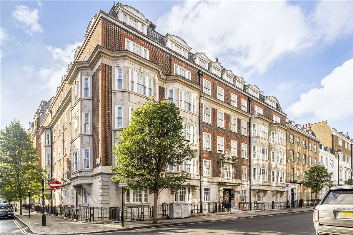 2 bedroom Flat, New Cavendish Street, London, W1W - Available, Image 2
