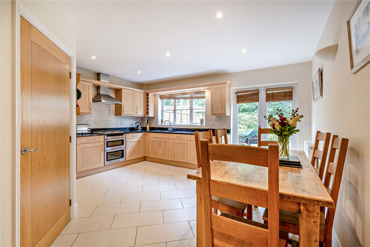 4 bedroom House, Hermitage Green, Hermitage, RG18 - Available, Image 4