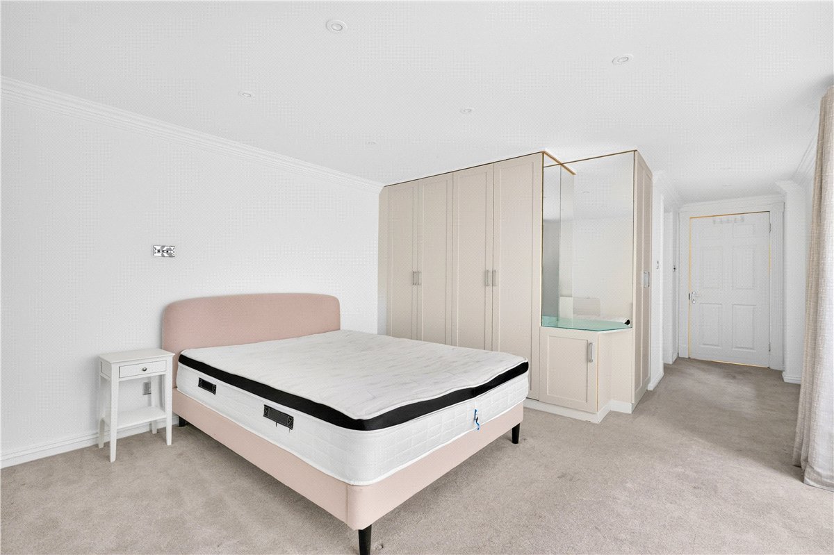2 bedroom Flat, Manson Place, South Kensington, SW7 - Available, Image 12
