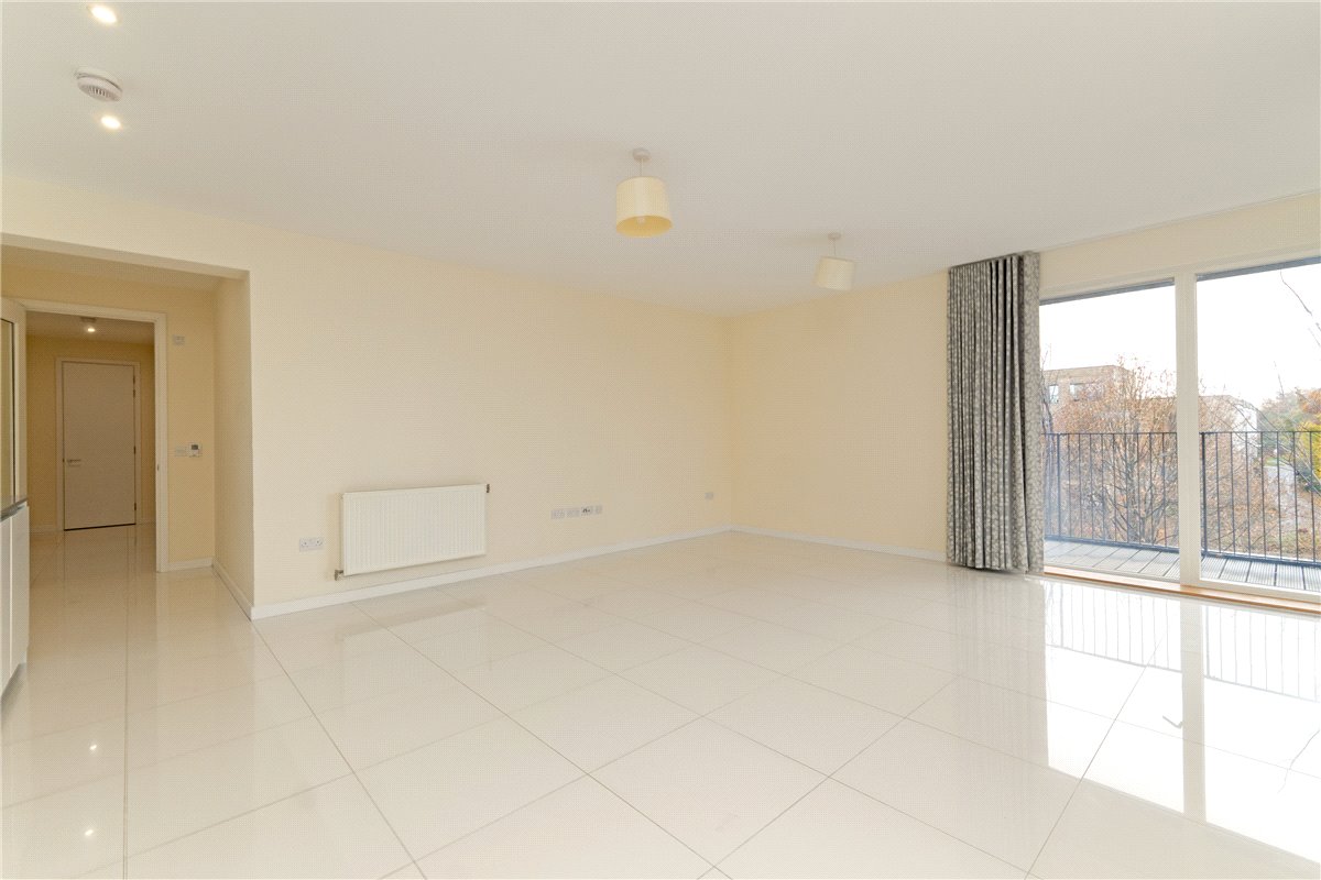 2 bedroom Flat, Seekings Close, Trumpington, CB2 - Sold, Image 10
