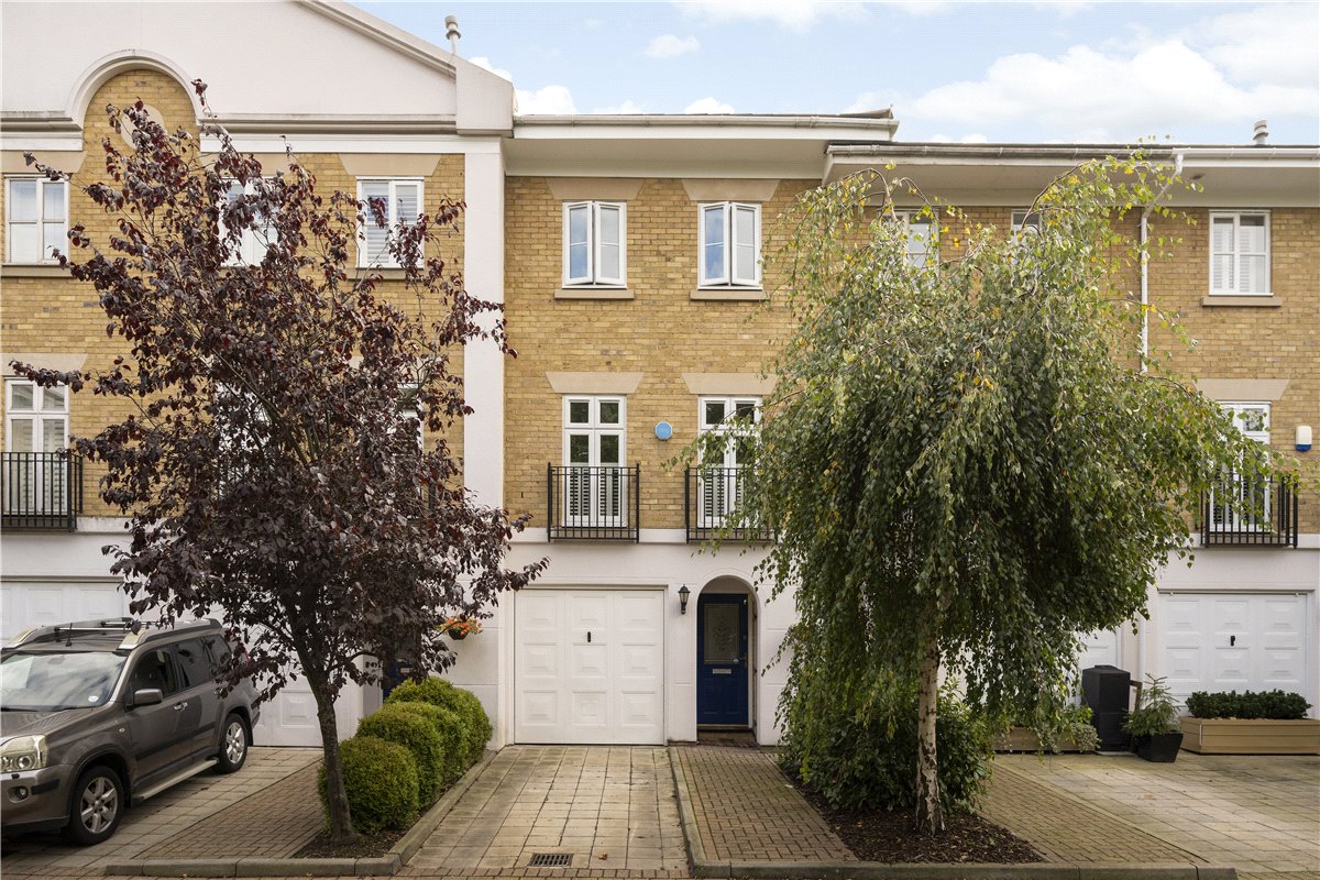 3 bedroom House, Bevin Square, London, SW17 - Sold, Image 1