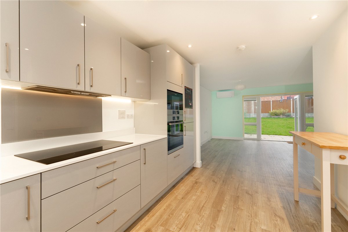 3 bedroom House, Harris Close, Hardwick, CB23 - Sold, Image 4