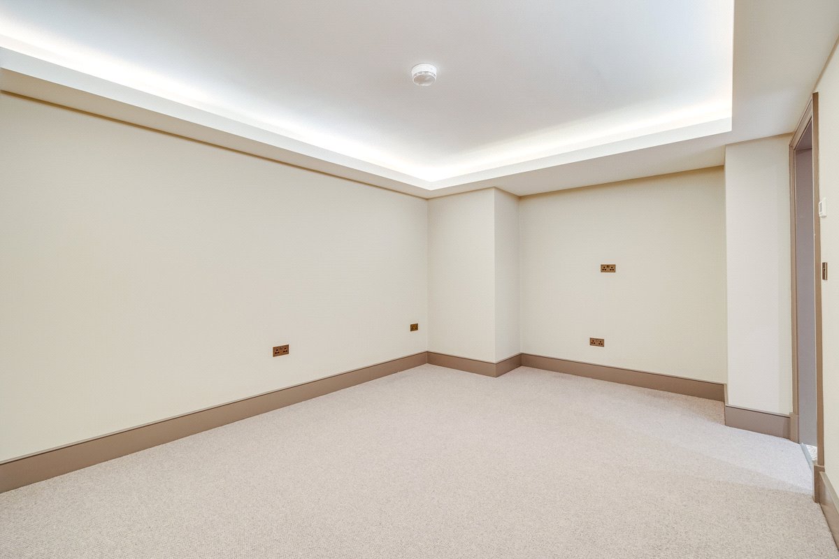 6 bedroom House, Daisy Lane, London, SW6 - , Image 26