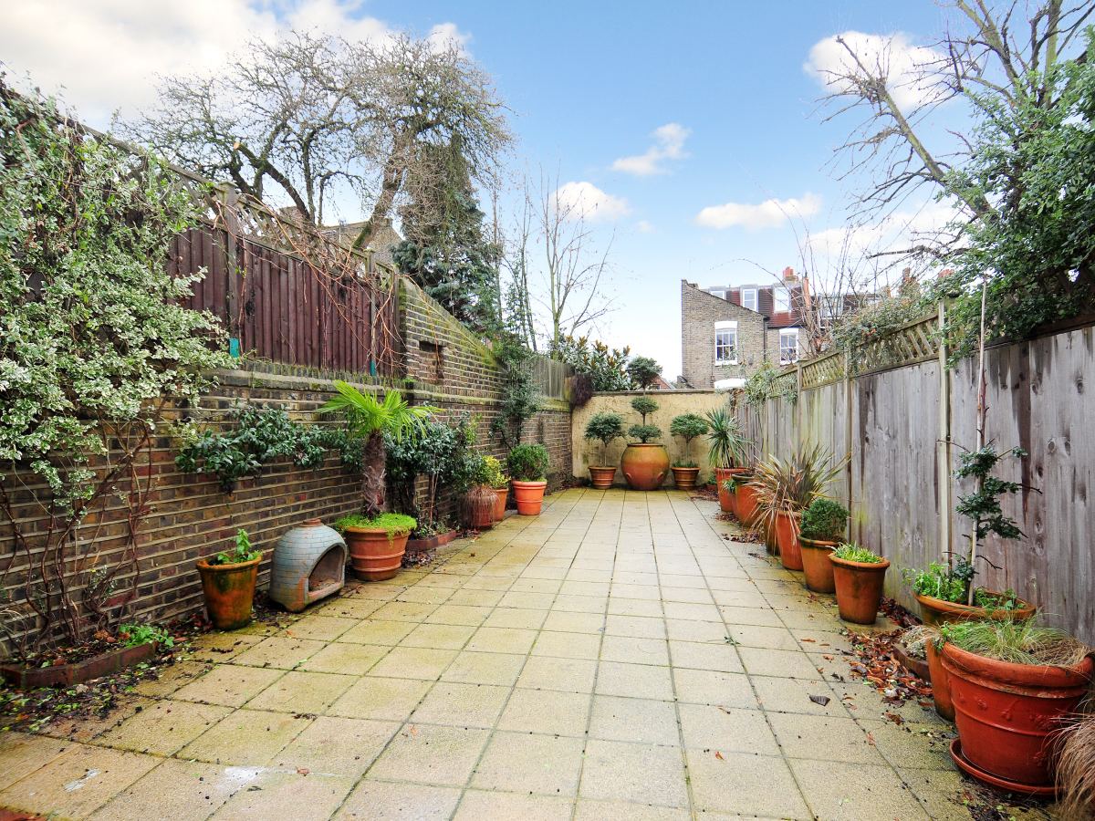 6 bedroom House, Niton Street, London, SW6 - Sold, Image 2