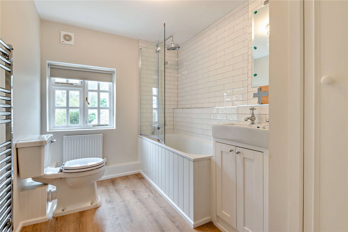 5 bedroom House, Upper Green, Inkpen, RG17 - Let Agreed, Image 11