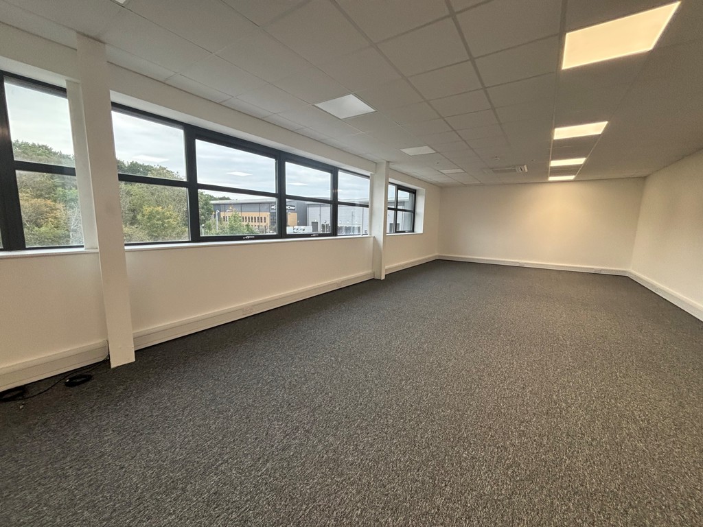 4566 Sq Ft, Ellesfield Avenue, Bracknell, RG12 - Available, Image 4