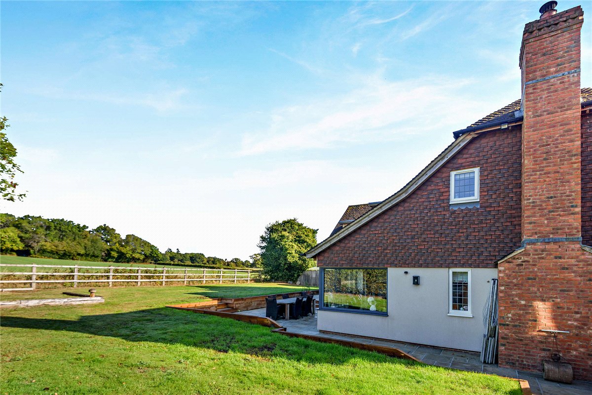 5 bedroom House, Enborne Street, Enborne, RG20 - Available, Image 33