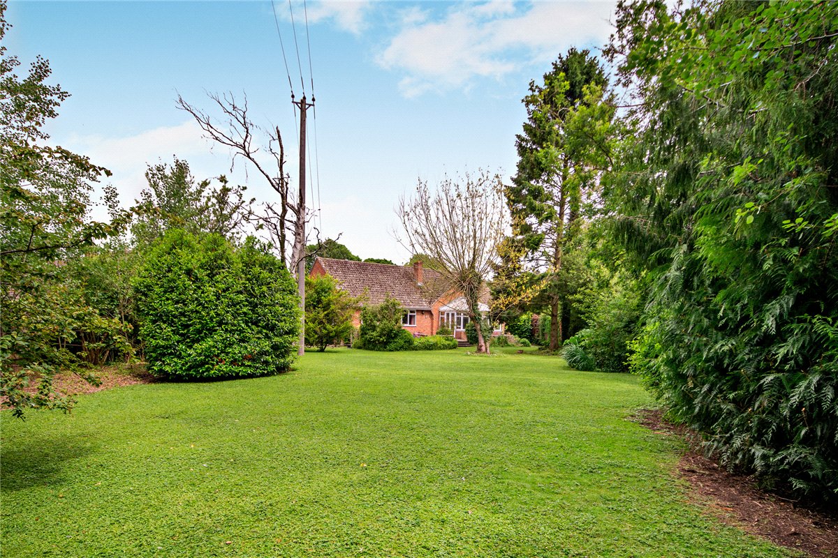 4 bedroom Bungalow, Nimms Meadow, Wantage Road, RG17 - Available, Image 3