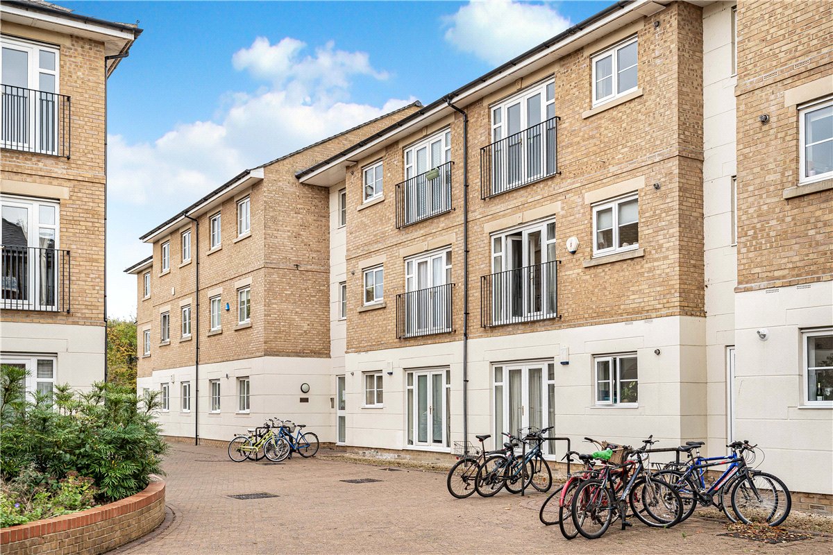 2 bedroom Flat, Long Ford Close, Oxford, OX1 - Sold STC