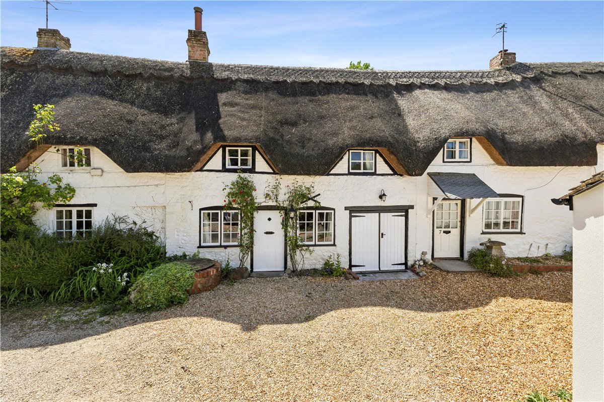 2 bedroom House, The Butts, Aldbourne, SN8 - Sold STC