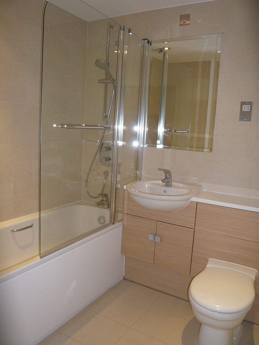 2 bedroom Flat, Park Way, Newbury, RG14 - Let Agreed, Image 7