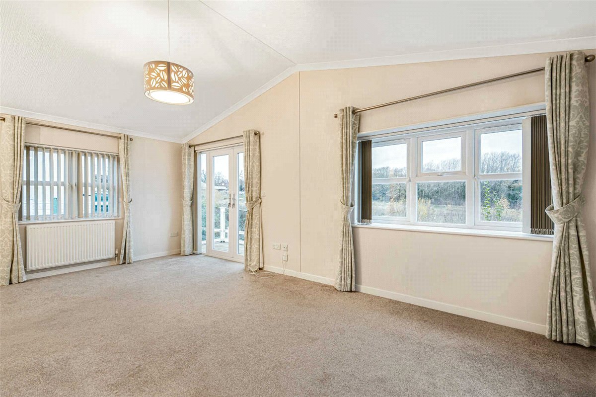   House, Red Lane, Burton Green, CV8 - Let Agreed, Image 9