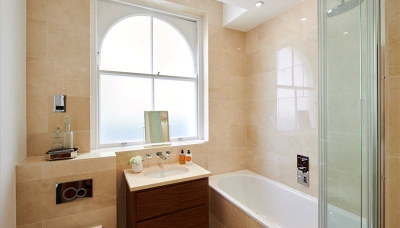 2 bedroom Flat, Kensington Gardens Square, London, W2 - Available, Image 7