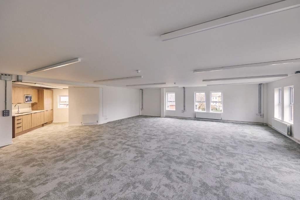 1748 Sq Ft, First Floor 1-5 Buckingham Street, Oxford, OX1 - Under Offer