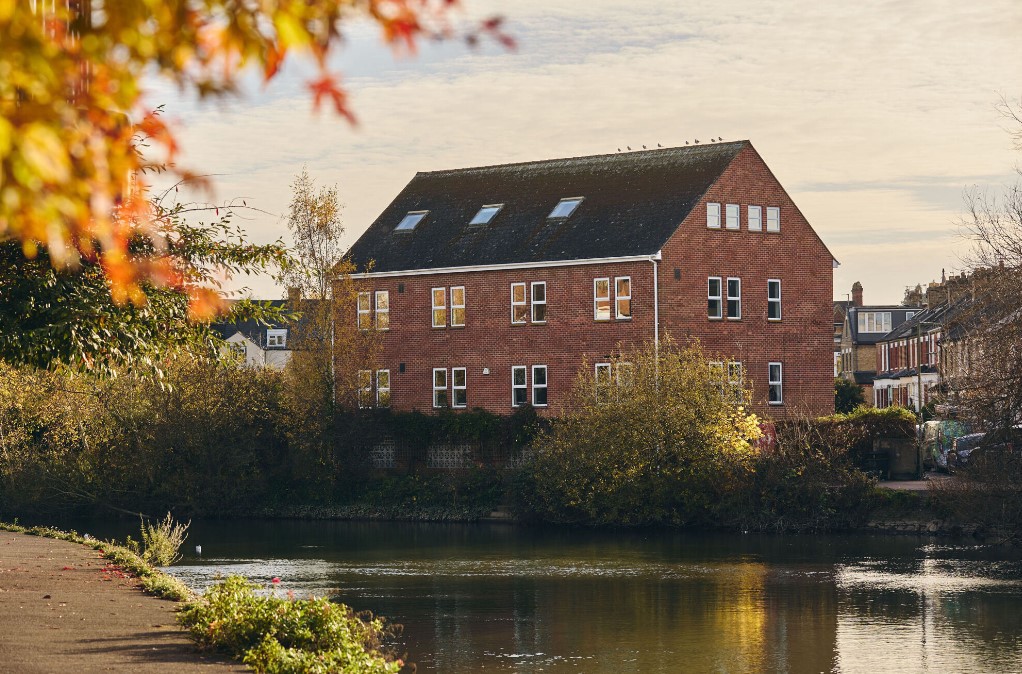 1748 Sq Ft, First Floor 1-5 Buckingham Street, Oxford, OX1 - Available