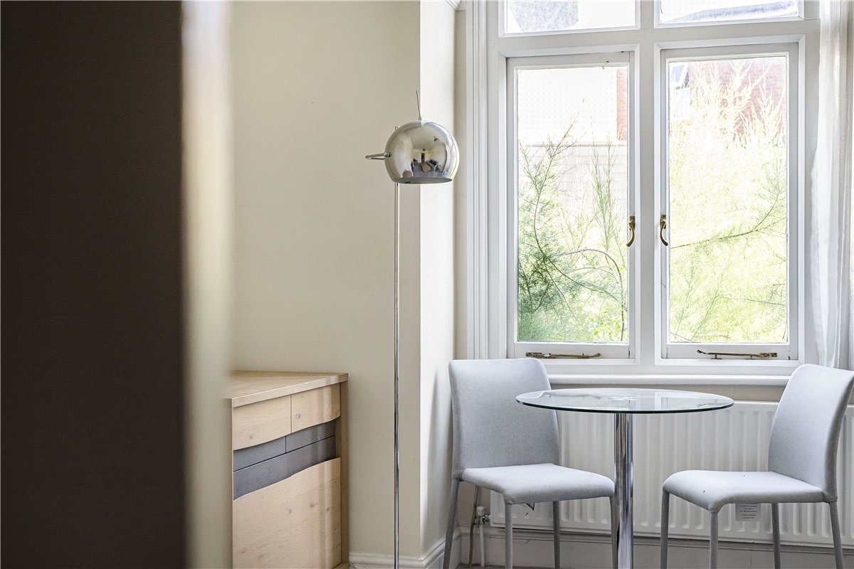 1 bedroom Flat, Walton Crescent, Oxford, OX1 - , Image 9