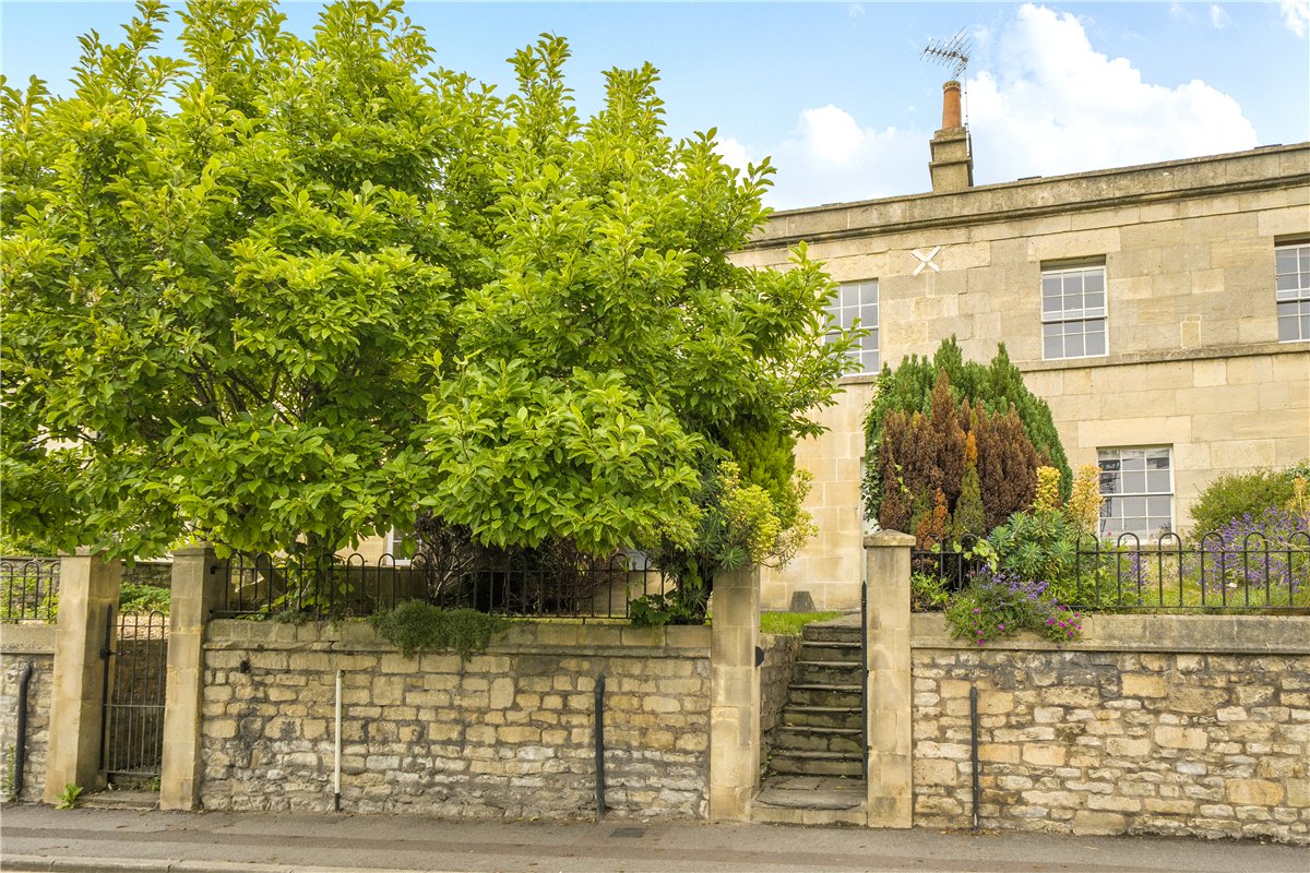 3 bedroom House, Lark Place, Bath, BA1 - Under Offer