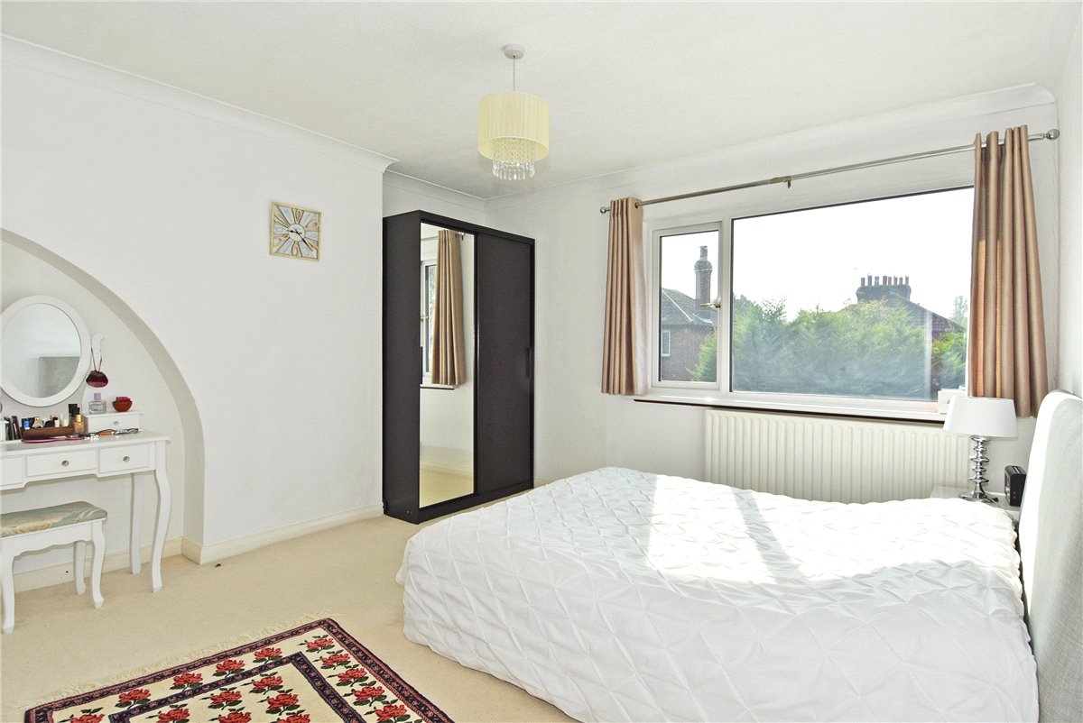 3 bedroom House, Murray Road, Richmond, TW10 - Let Agreed, Image 6