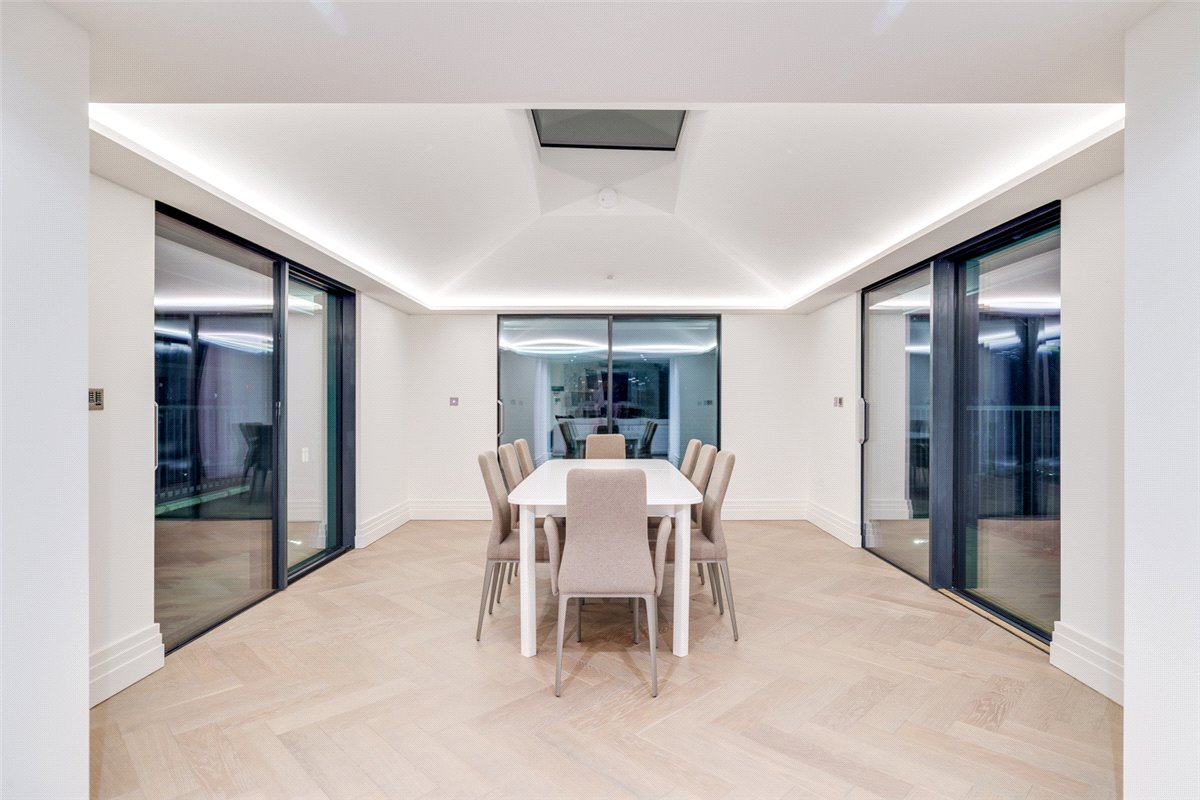 3 bedroom Flat, Kensington Gardens Square, Bayswater, W2 - Available, Image 24