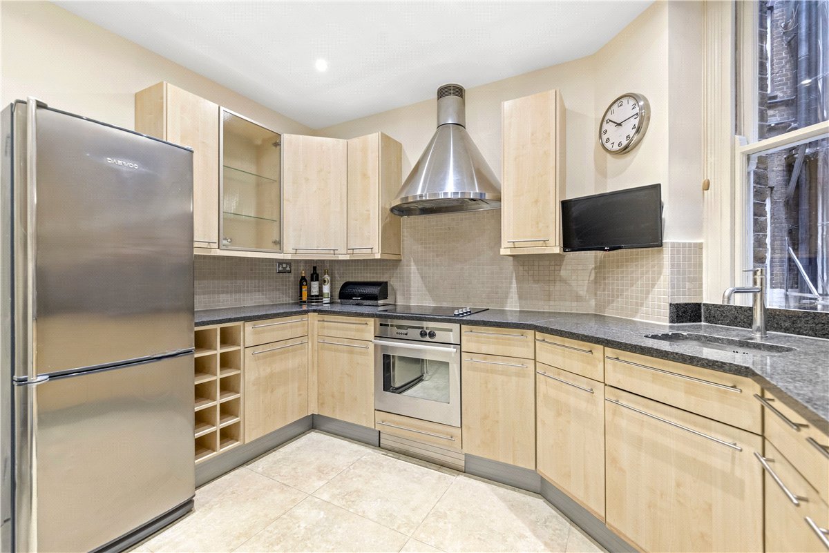 2 bedroom Flat, Lincoln House, Basil Street, SW3 - Available, Image 17