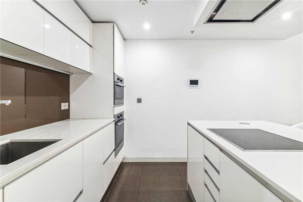 1 bedroom Flat, Strand, Covent Garden, WC2R - Available, Image 4
