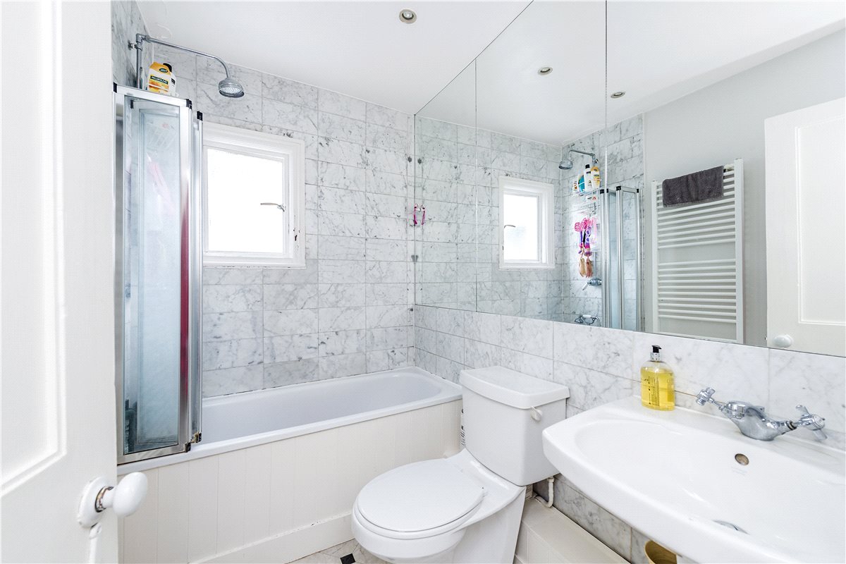 3 bedroom House, Nottingham Road, London, SW17 - , Image 11