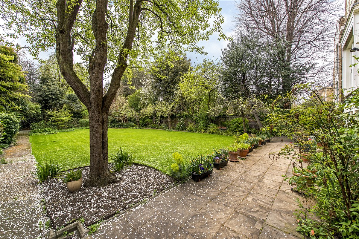 3 bedroom Flat, Addison Road, Holland Park, W14 - Available, Image 11