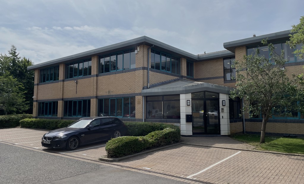 21148 Sq Ft, 4-10 The Quadrant, Abingdon, OX14 - Available