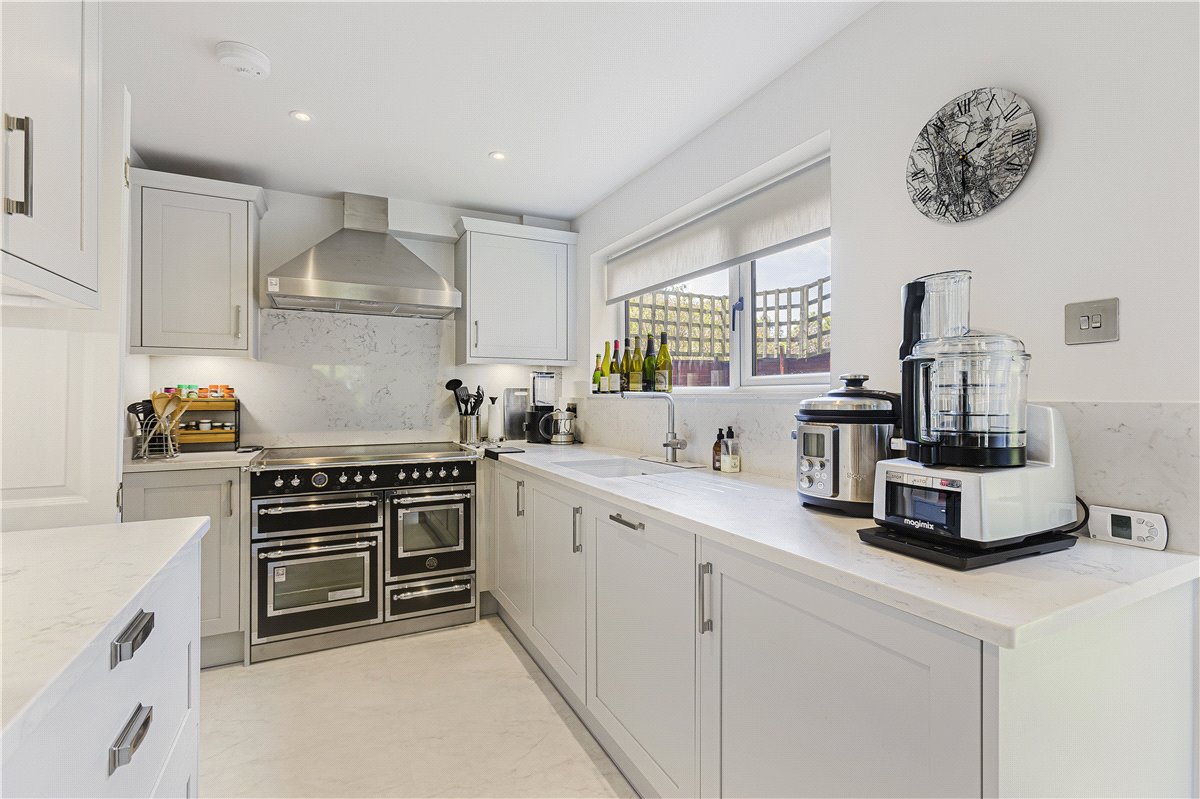 3 bedroom House, Woodstock Road, Oxford, OX2 - , Image 9
