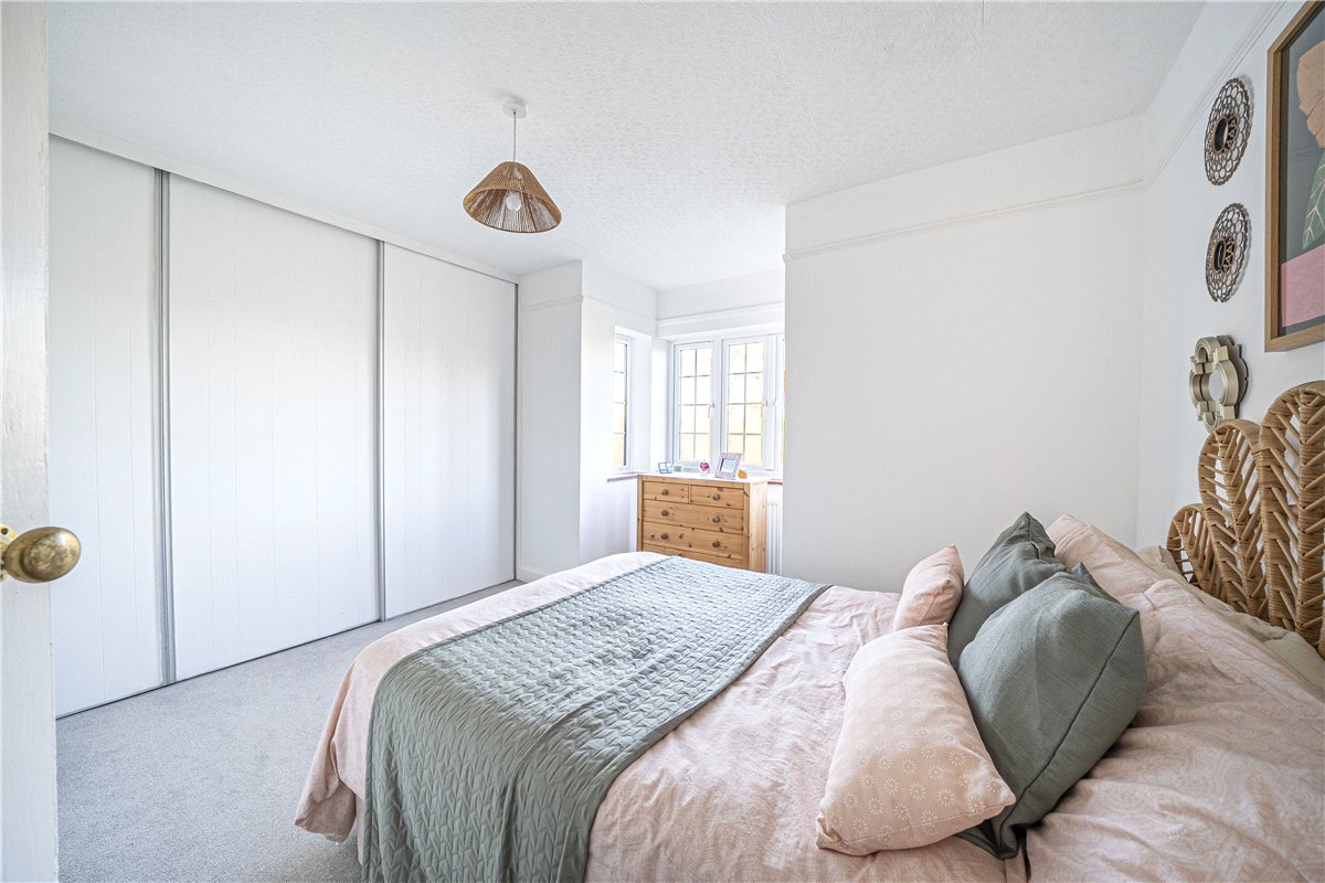 4 bedroom House, Old London Road, Stockbridge, SO20 - Available, Image 1