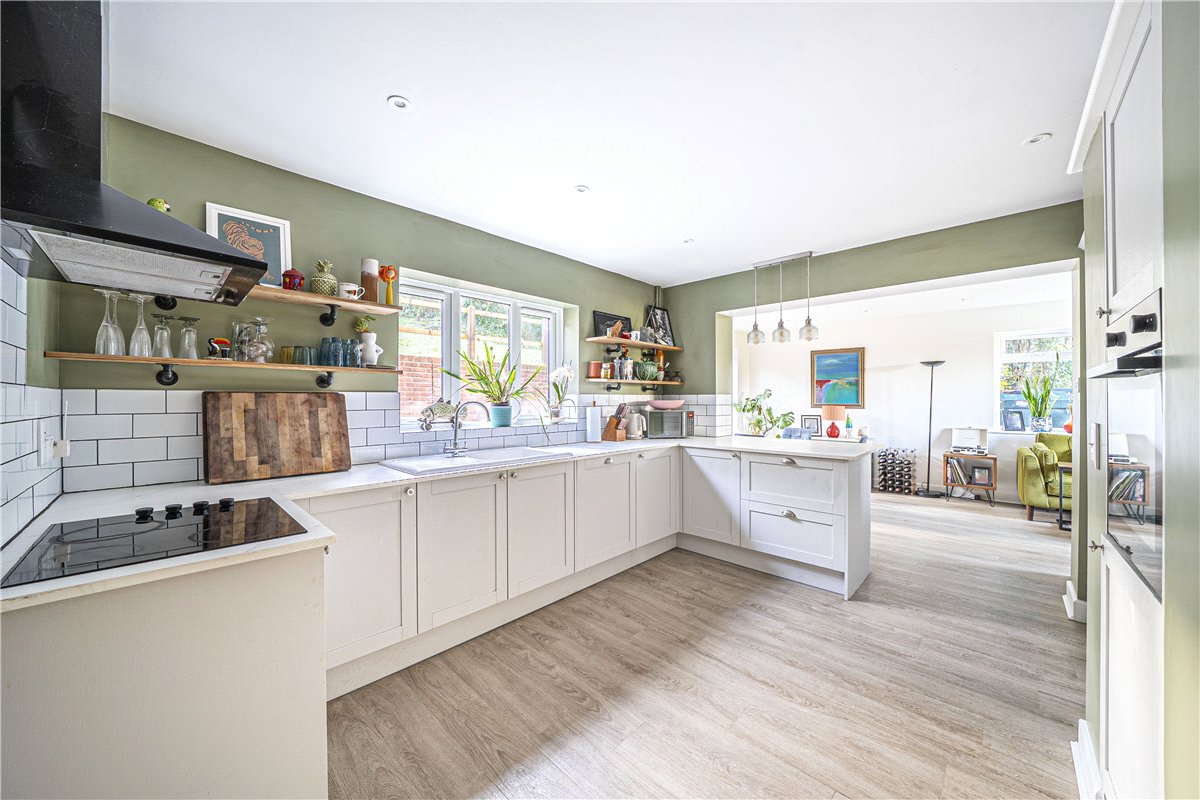 4 bedroom House, Old London Road, Stockbridge, SO20 - Available, Image 1