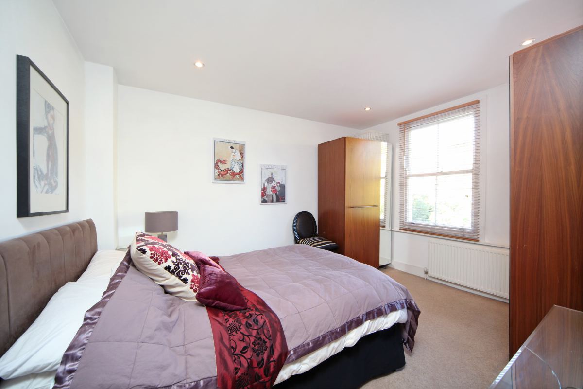 1 bedroom Flat, Crockerton Road, London, SW17 - , Image 4