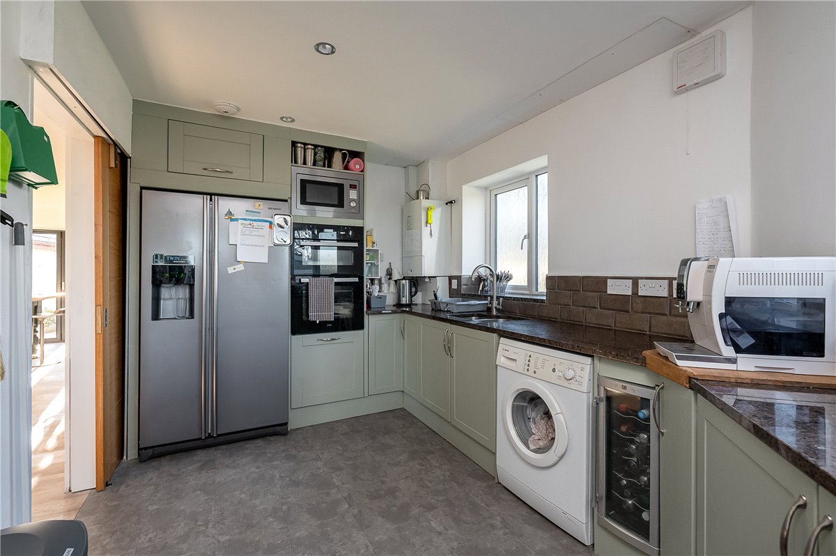 5 bedroom House, East Lea View, Cayton, YO11 - Available, Image 12