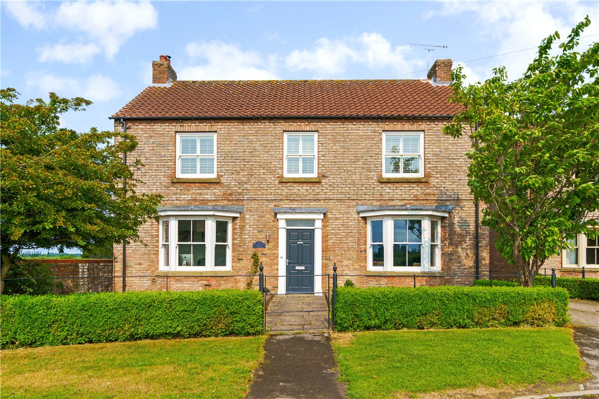 5 bedroom House, Black Dykes Lane, Upper Poppleton, YO26 - Available