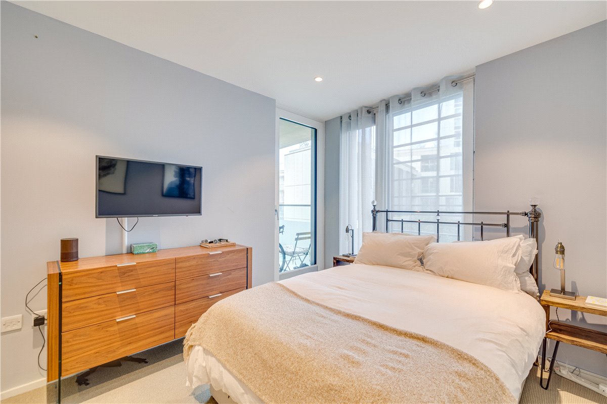 1 bedroom Flat, Buckhold Road, London, SW18 - Sold, Image 9
