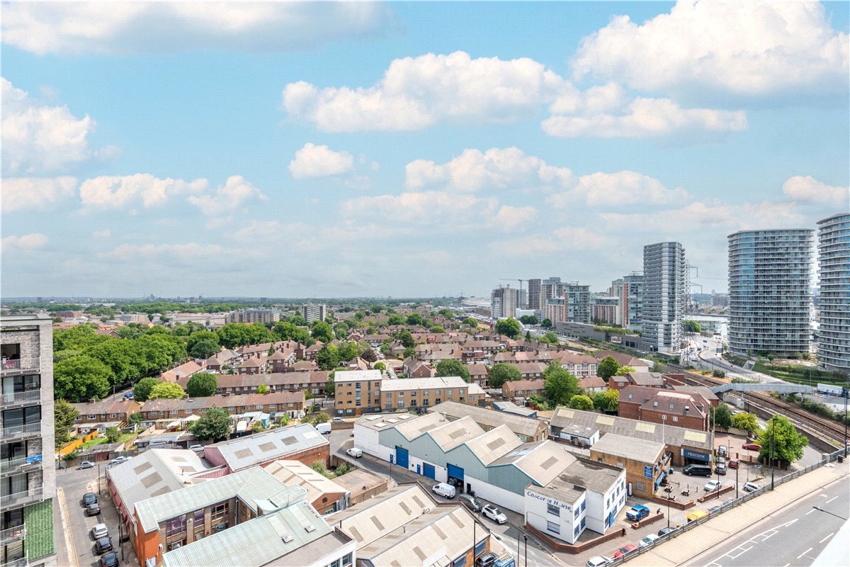 1 bedroom Flat, Heartwell Avenue, London, E16 - , Image 15