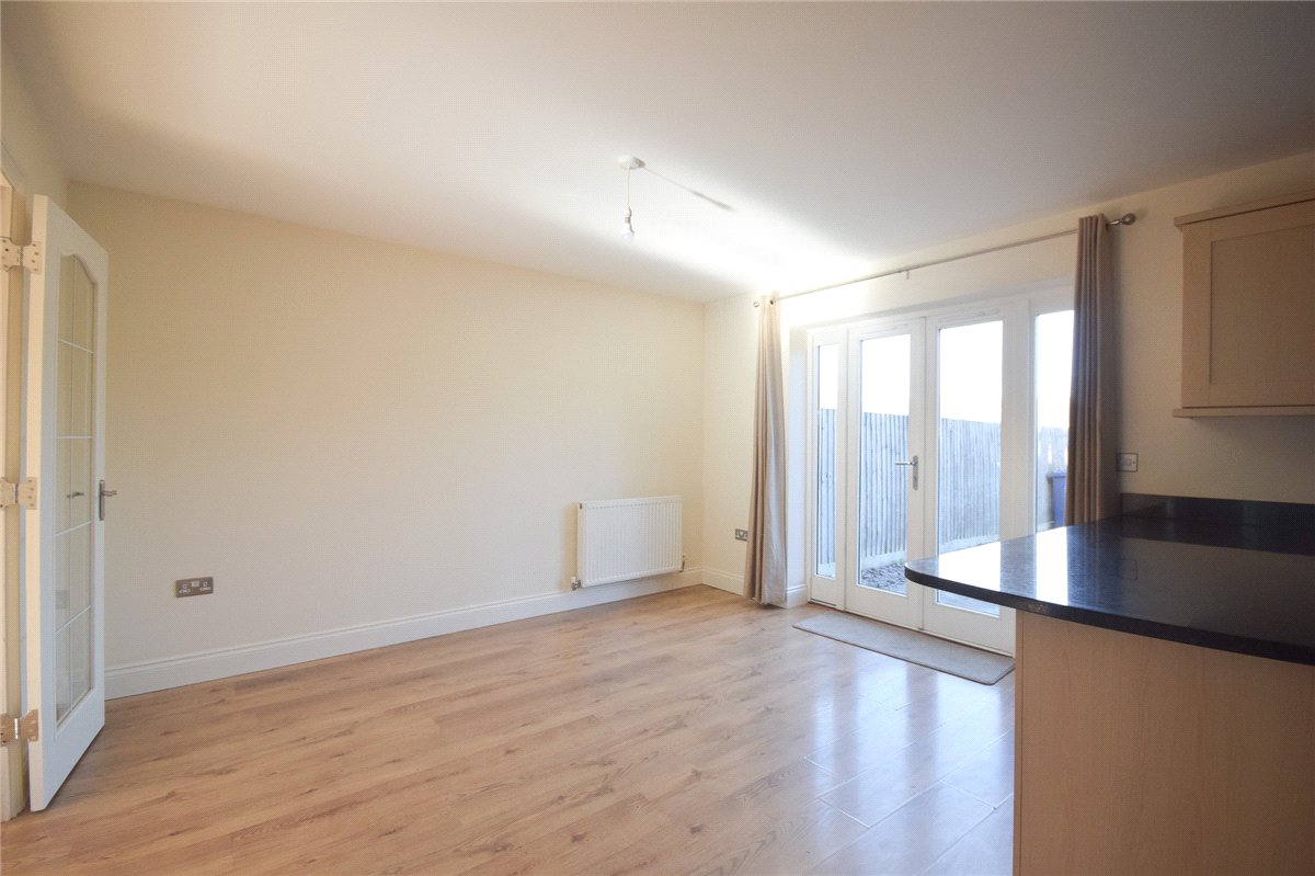 4 bedroom House, High Street, Waterbeach, CB25 - Available, Image 3