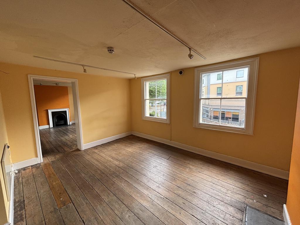 0 , 6-7 South Western Terrace, Yeovil, BA20 - Available, Image 5