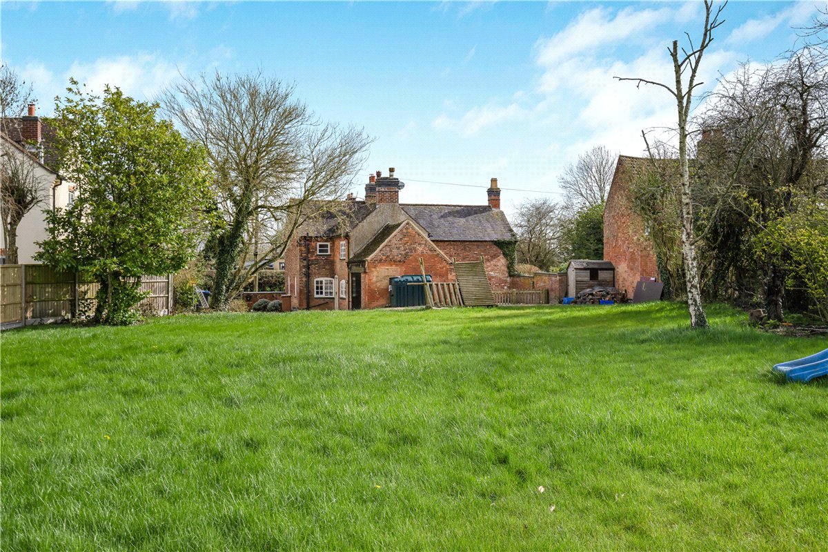 4 bedroom Cottage, Main Street, Sutton Cheney, CV13 - Available, Image 3