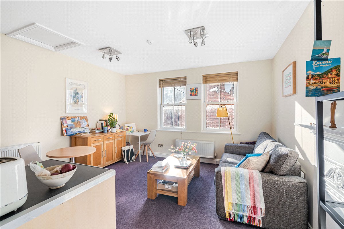 1 bedroom Flat, Walton Street, Oxford, OX2 - , Image 2
