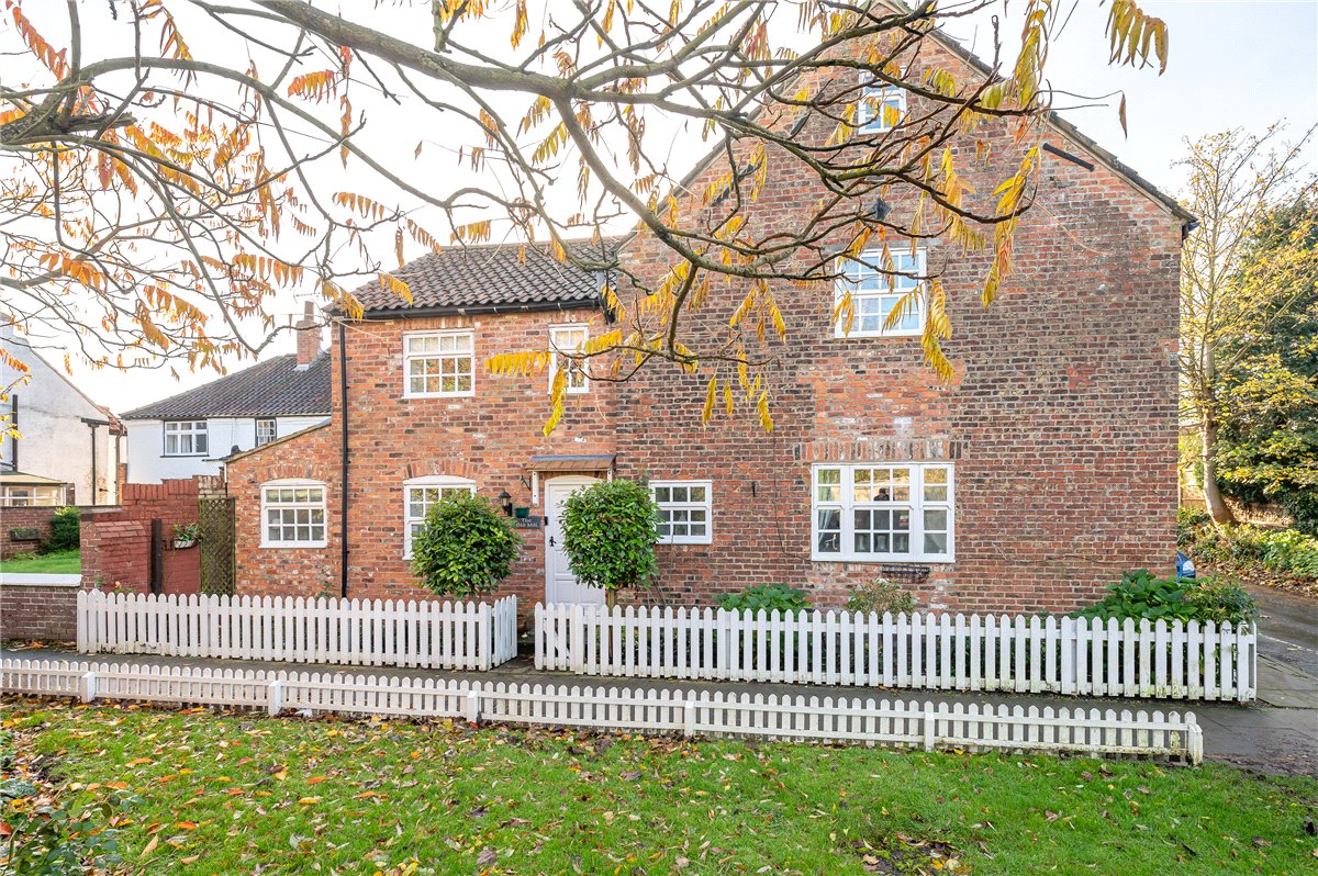 5 bedroom House, Old Road, Cawood, YO8 - Sold STC