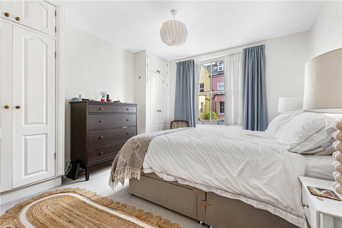 2 bedroom Maisonette, Walton Crescent, Oxford, OX1 - , Image 9