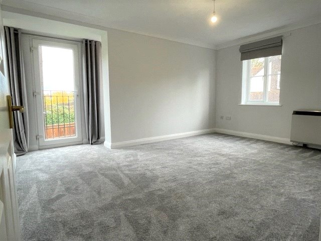 1 bedroom Flat, Mill Lane, Newbury, RG14 - Let Agreed, Image 2