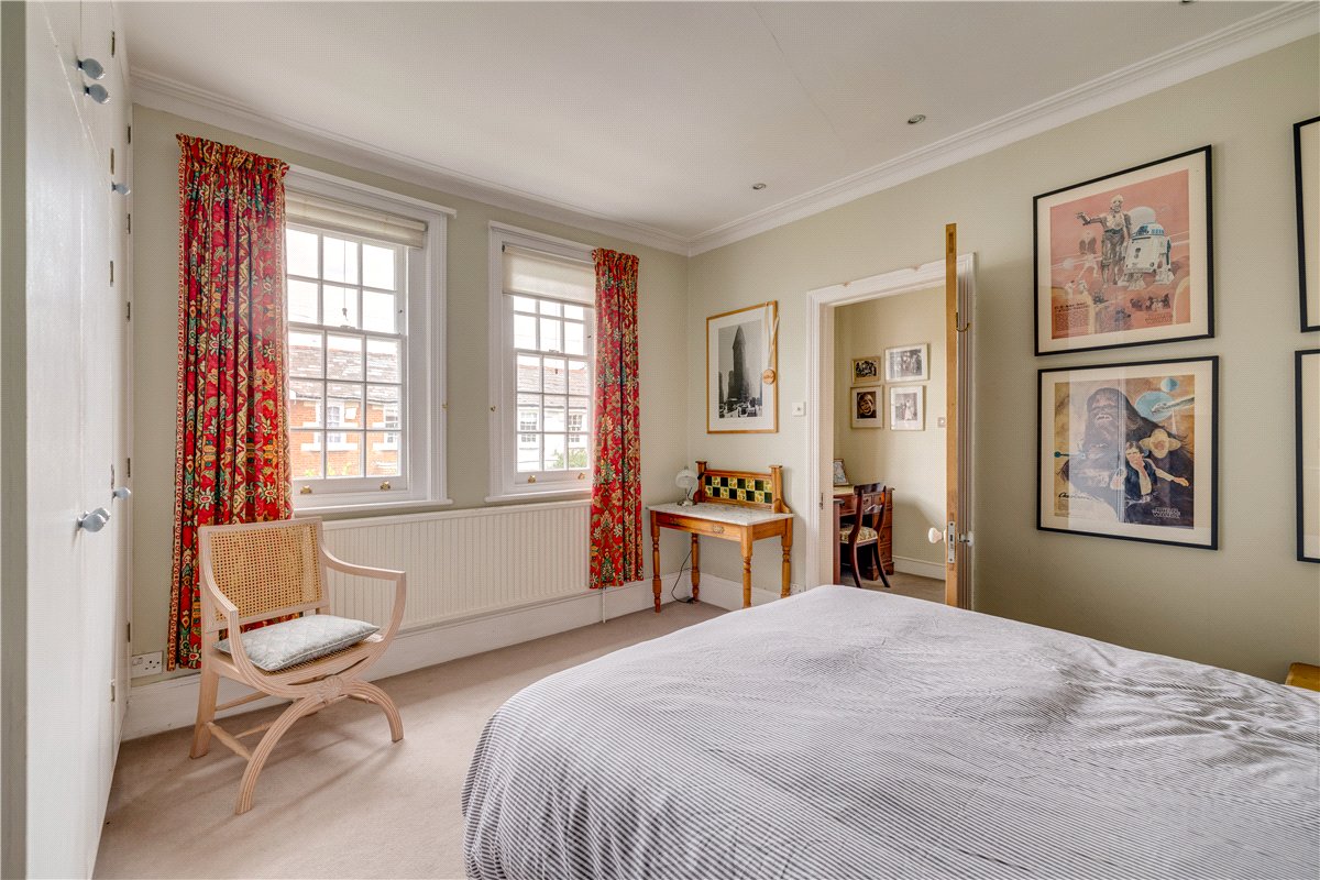 4 bedroom House, First Avenue, London, SW14 - Available, Image 11