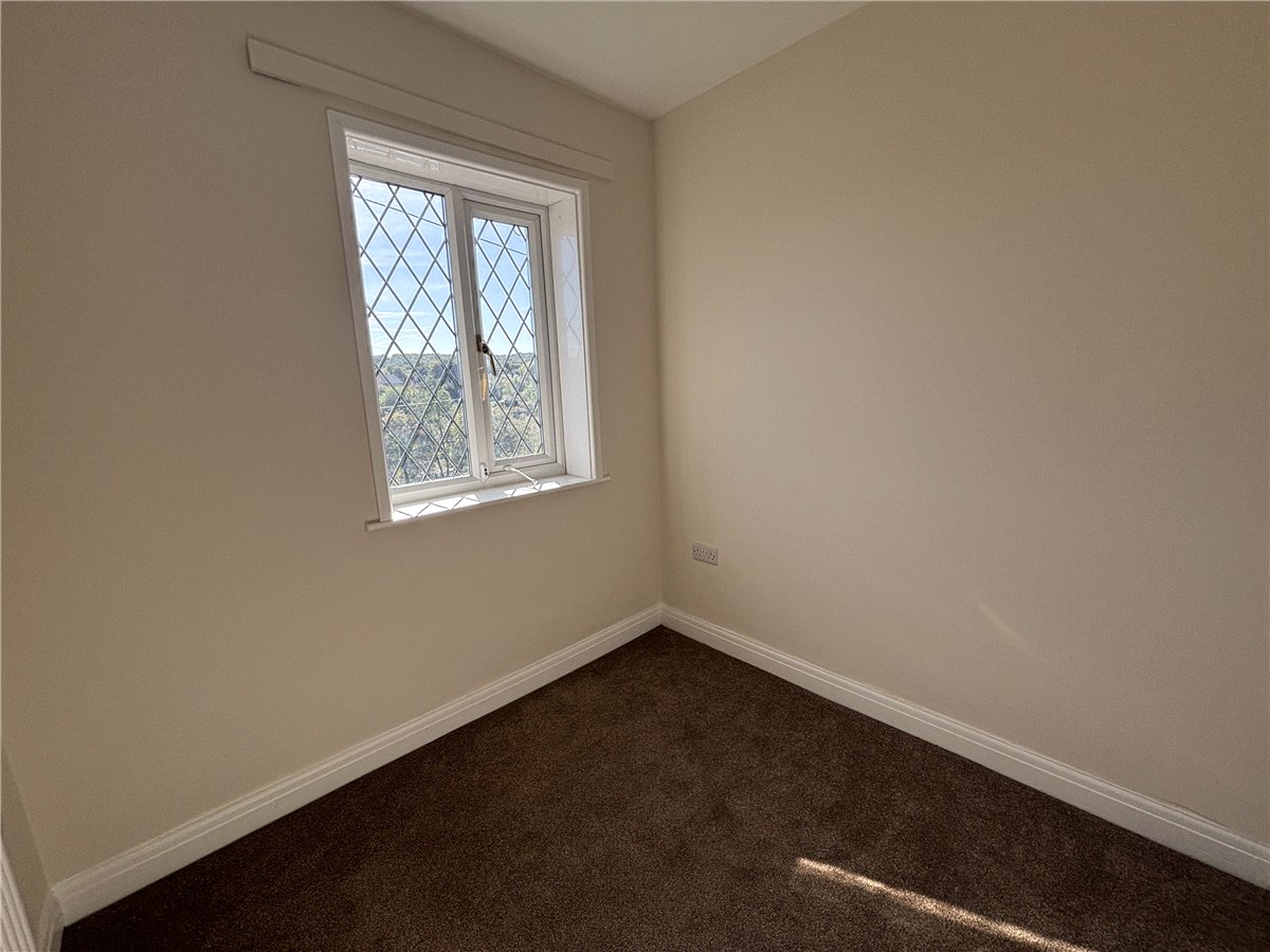 3 bedroom House, Doncaster Road, Mexborough, S64 - Available, Image 8