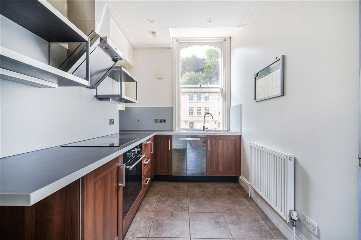 2 bedroom Flat, Belgrave Terrace, Bath, BA1 - Sold, Image 5