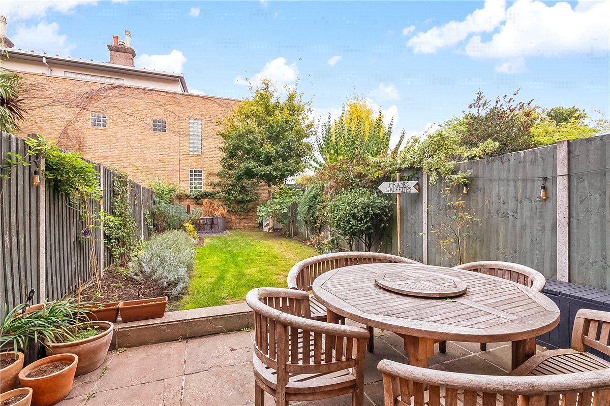 3 bedroom Flat, Trinity Road, London, SW17 - Available, Image 1