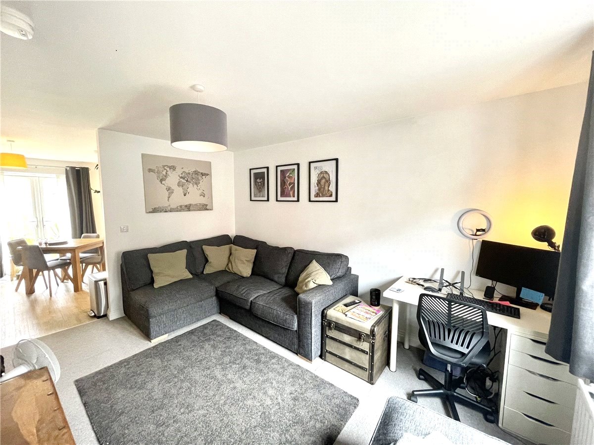 2 bedroom House, Merevale Close, Daventry, NN11 - , Image 2