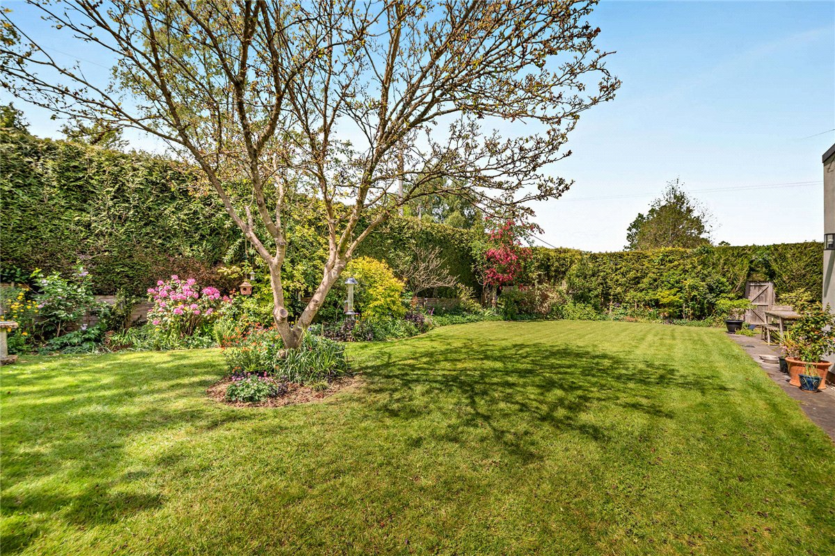 5 bedroom House, Gore End, Newbury, RG20 - Available, Image 26