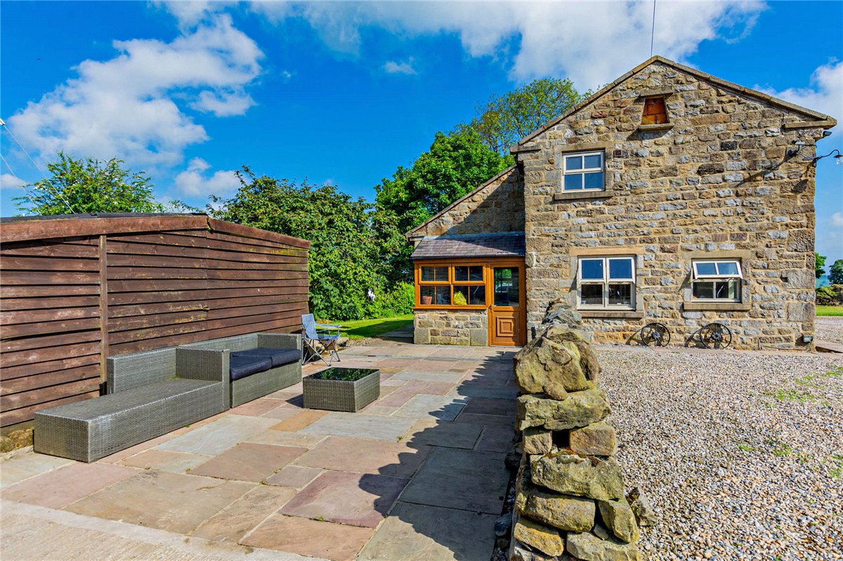 4 bedroom House, Skipton Road, Felliscliffe, HG3 - Sold, Image 2